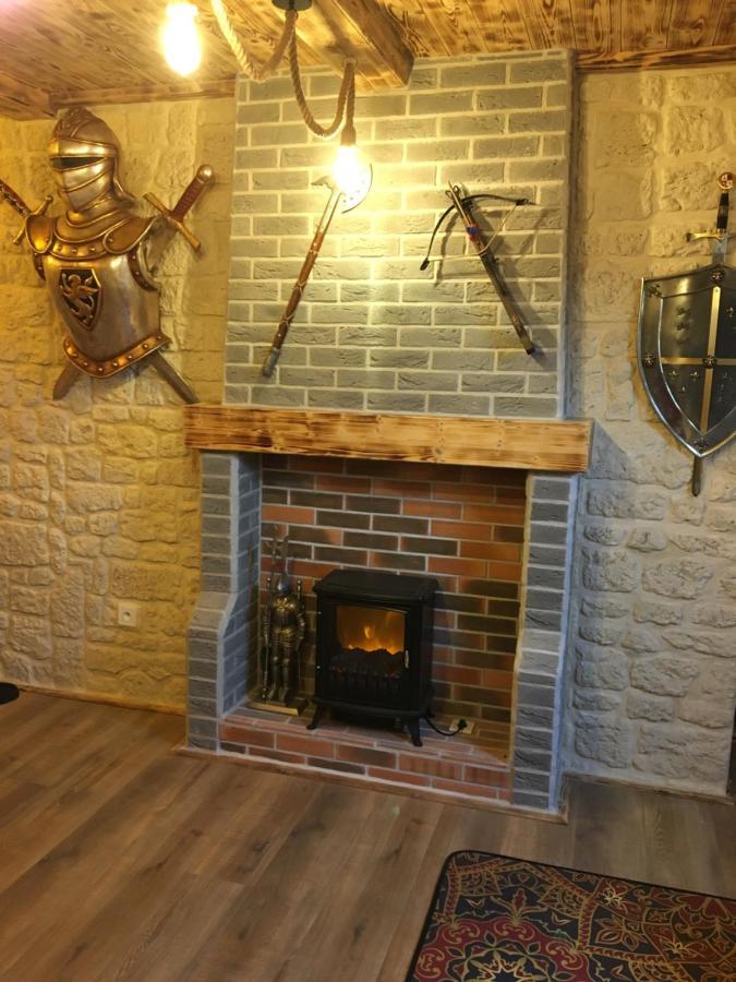 Chambre D'Hote Medieval Du Vieux Bourg Chailloue Ngoại thất bức ảnh